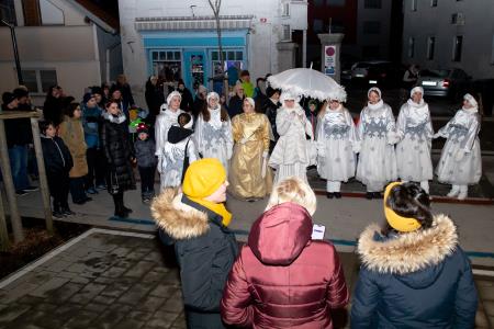 pozdrav zimi in praznik luči _ 2024 (13)